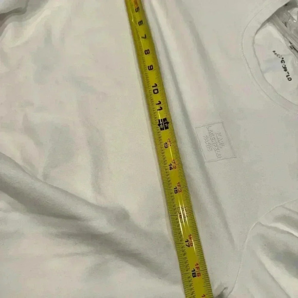 Karl Legerfeld Paris white 3/4 sleeve pullover with silver buttons and tie waist - Picture 9 of 11